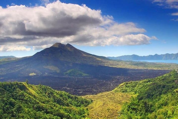Two-Day Bali Highlights: Uluwatu, Ubud & Kintamani Volcano Escape photo 3