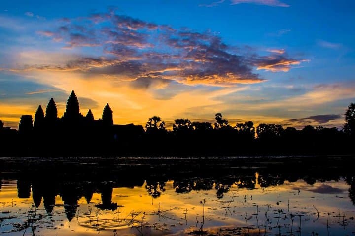 Angkor Wat Sunrise Private Tour — Full-Day Guided Experience from Siem Reap photo 2
