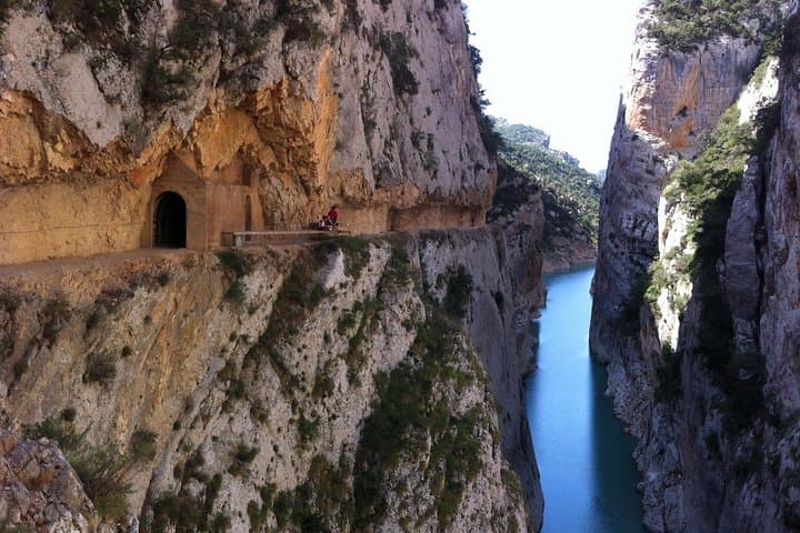 Mont Rebei Gorge Day Trip from Barcelona: Montsant & Lleida Small-Group Tour photo 2