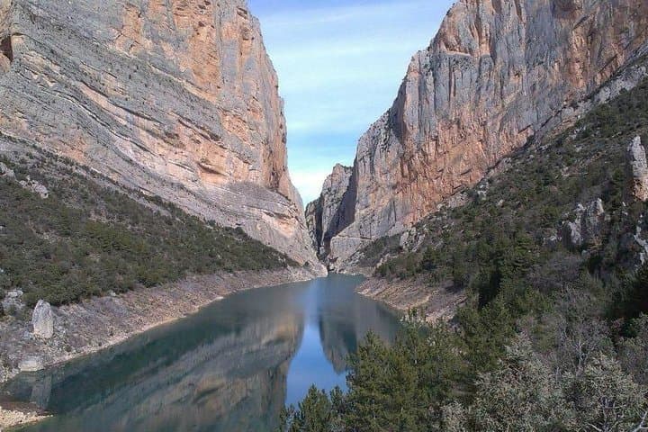 Mont Rebei Gorge Day Trip from Barcelona: Montsant & Lleida Small-Group Tour