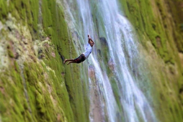 El Limón Waterfall Horseback Riding and Swim Tour with Lunch in Samaná photo 2