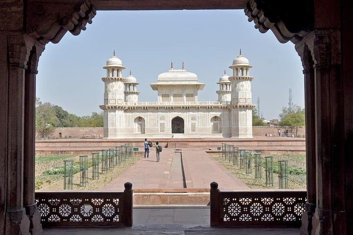 Same-Day Taj Mahal Tour from Delhi: A Practical Guide to Visiting Agra's Icon photo 4