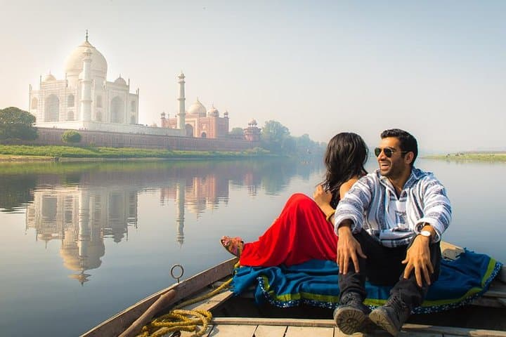Same-Day Taj Mahal Tour from Delhi: Skip-the-Line Private Car to Agra photo 5