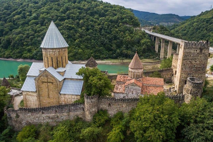 Full-Day Kazbegi & Gergeti Trinity Church Tour from Tbilisi photo 4