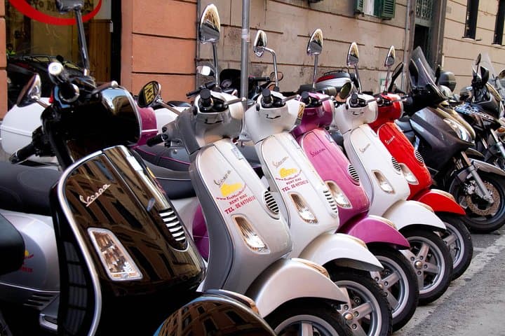 Ride a Vespa Around Rome: 24-Hour Scooter Rental Guide photo 3