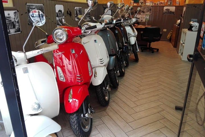 Ride a Vespa Around Rome: 24-Hour Scooter Rental Guide