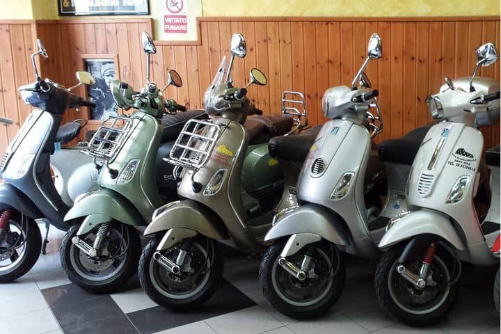 Ride a Vespa Around Rome: 24-Hour Scooter Rental Guide photo 5