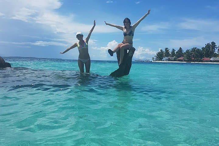 San Blas Islands Day Trip from Panama City — Isla Perro Chico, Natural Pool & Chichime photo 4