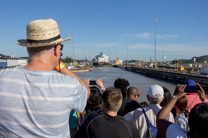 Panama Canal Partial Transit Southbound: Miraflores, Pedro Miguel & Gaillard Cut Aboard the M/V Pacific Queen photo 3