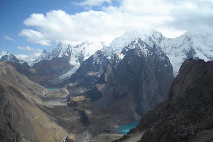 Huayhuash 8-Day Trek: Remote High-Pass Traverse & Alpine Lakes of the Cordillera Huayhuash