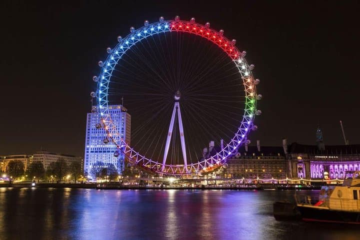 London by Night: Private Panoramic Chauffeur Tour of Iconic Sights