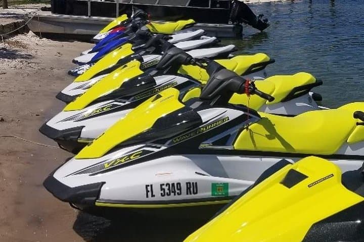 Jetski Waverunner Rental in Destin: Crab Island & Choctawhatchee Bay Adventure photo 6