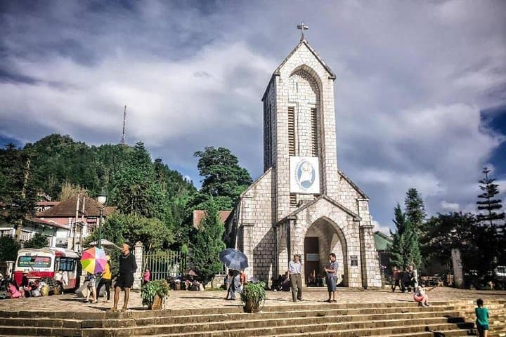 2-Day Sapa Trek from Hanoi: Cat Cat, Lao Chai & Ta Van Village Trek photo 3