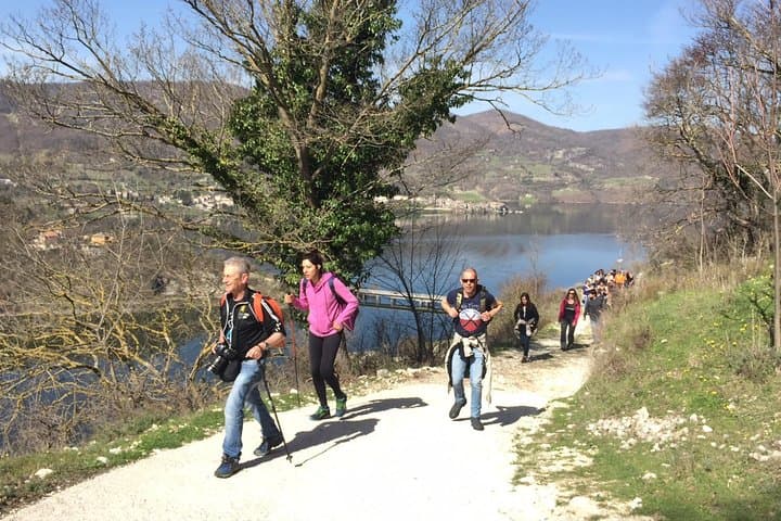 Turano Lake Hike to Monte Antuni & Castel di Tora — Full‑Day Hike with Local Lunch photo 3