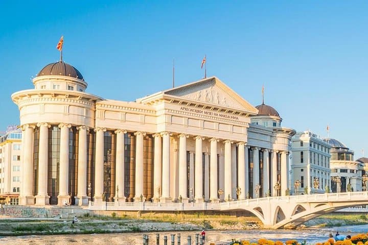 Skopje E‑Bike City Tour: Stone Bridge, Old Bazaar & Kale Fortress photo 1