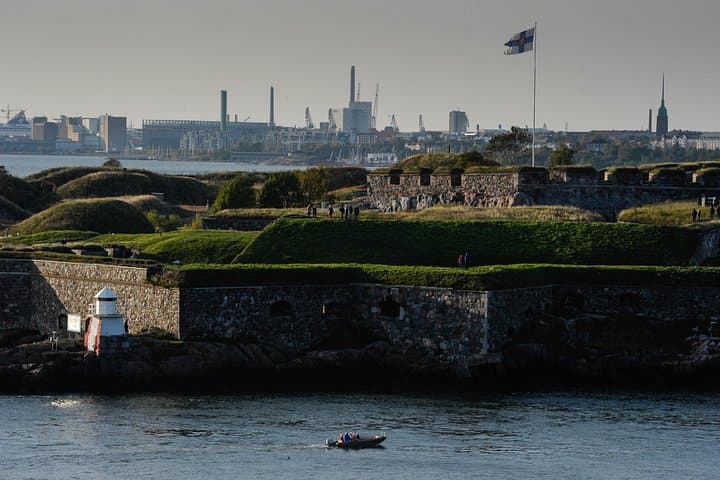 RedRIB Helsinki Experience 2: RIB Tour to Vallisaari, Suomenlinna & Archipelago photo 2