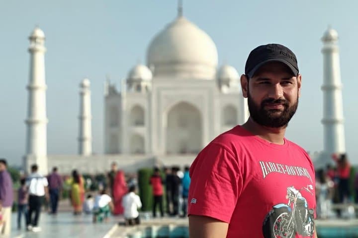Same-Day Agra: Taj Mahal & Agra Fort Private Car Tour from Delhi photo 6