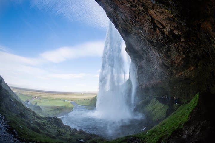 3-Day South Coast, Golden Circle & Jökulsárlón: Glacier Hike and Ice Cave Adventure photo 3