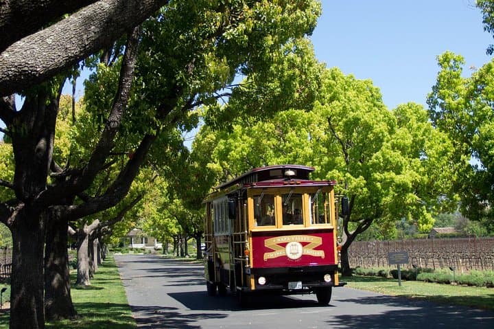 Napa Valley Wine Trolley Castle Tour: Castello di Amorosa, Lunch & Up-Valley Tastings photo 2
