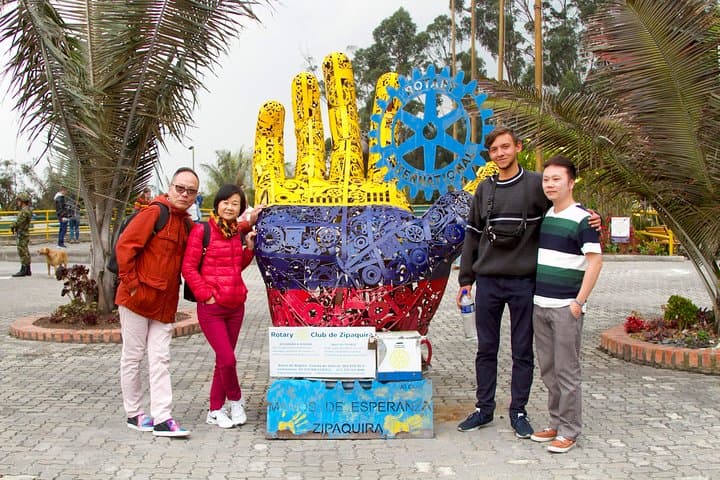 Salt Cathedral of Zipaquira and Lake Guatavita: Day Trip from Bogotá