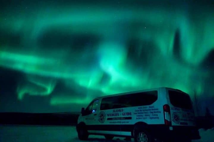 Murphy Dome Northern Lights Tour: Fairbanks Aurora Viewing & Photography photo 4