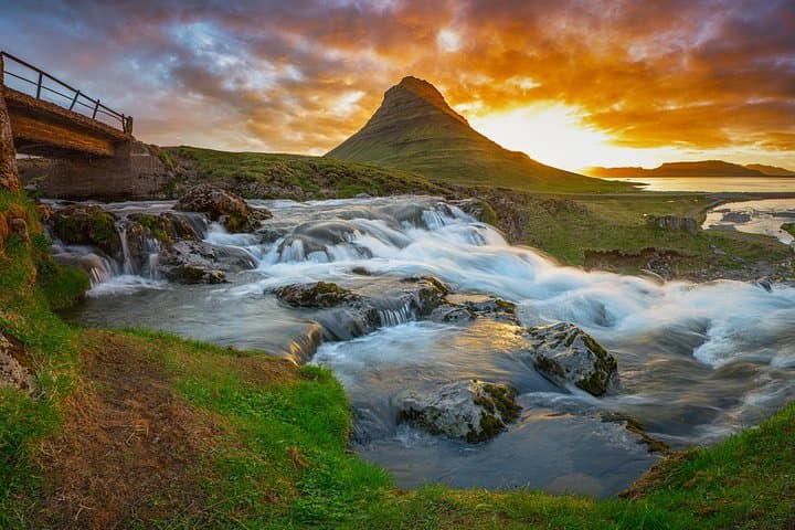 Private Snaefellsnes Peninsula Photography Tour — 8–10 Hour 4x4 Photo Safari