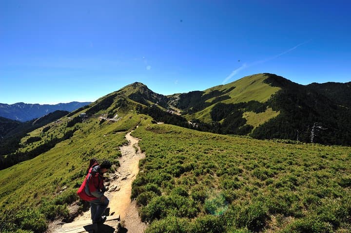 Qingjing and Hehuan: Two-Day Alpine Escape from Taipei