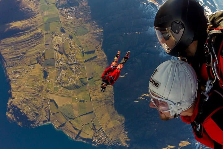 Skydive Queenstown: Tandem Jump Over Lake Wakatipu & The Remarkables photo 2
