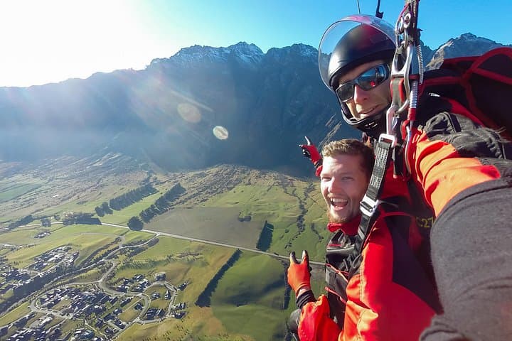 Skydive Queenstown: Tandem Jump Over Lake Wakatipu & The Remarkables photo 6