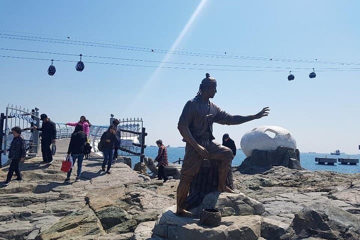 Discover the Vibrant Charms of Busan and Kyoung-Ju photo 1