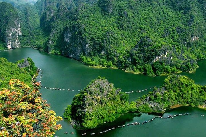Bai Dinh & Trang An: Full-Day Temple Visit and Grotto Boat Tour from Hanoi photo 1