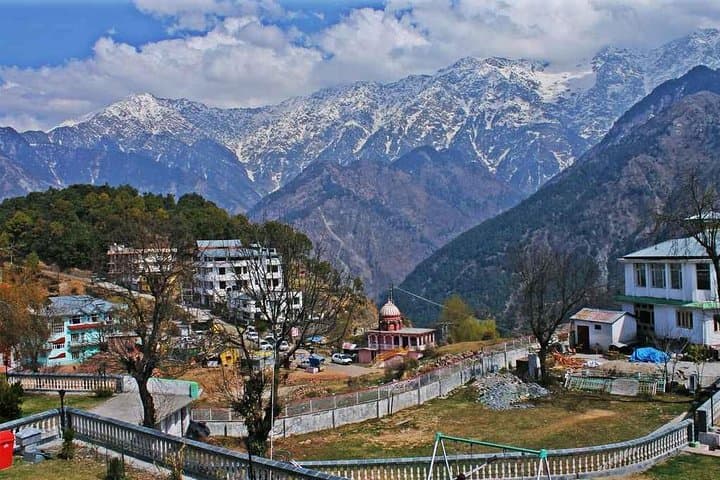 Dharamshala Nature and Village Hike: Dharamkot, Naddi & Bhagsunag photo 2