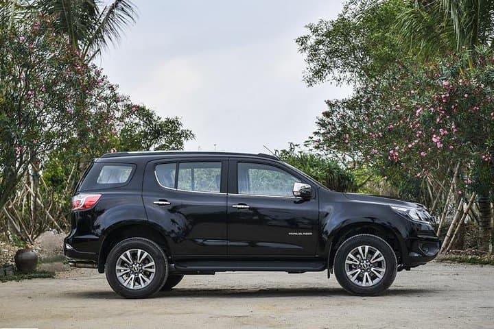 Private Transfer from Halong Bay to Sapa — Comfortable One‑Way Car with Hotel Pickup photo 2