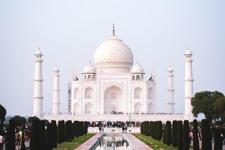Sunrise at the Taj: Private 2-Day Delhi and Agra Car Tour photo 1