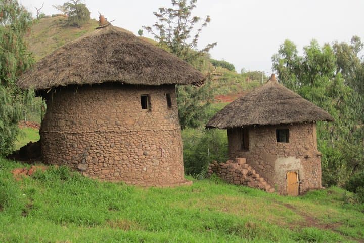 Meskel Festival & Lalibela 5-Day Cultural Tour — Rock-Hewn Churches and Celebration photo 4