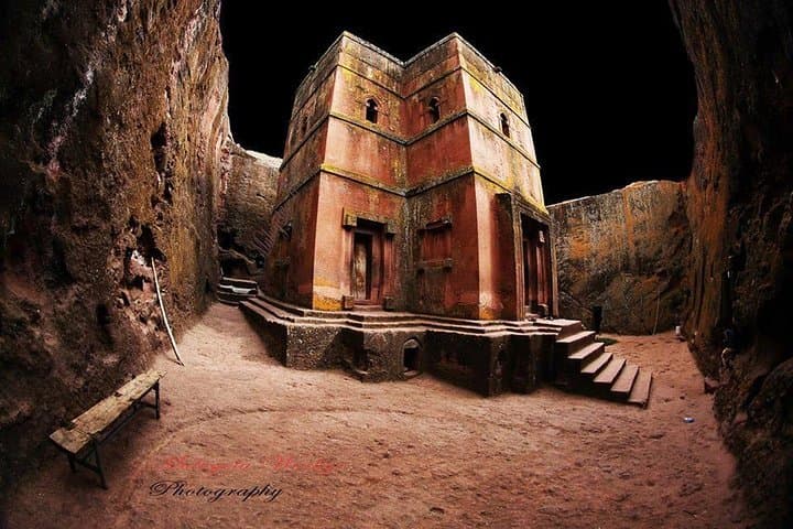 Meskel Festival & Lalibela 5-Day Cultural Tour — Rock-Hewn Churches and Celebration photo 5