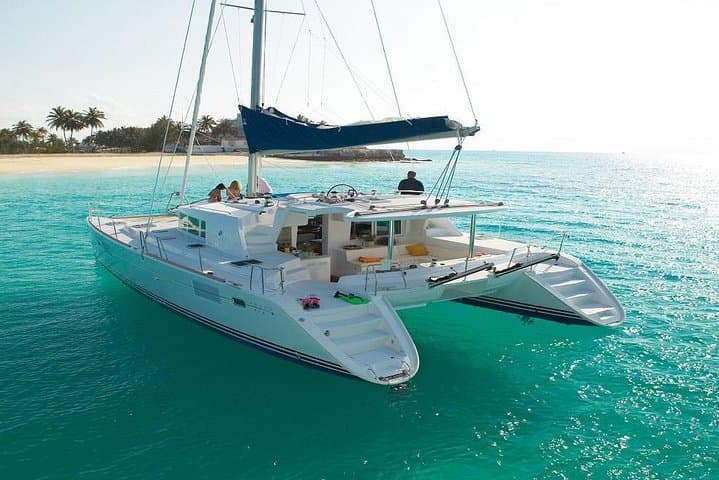 All‑Inclusive Catamaran Tour to Isla Mujeres — Snorkel, Beach Club & Open Bar photo 4