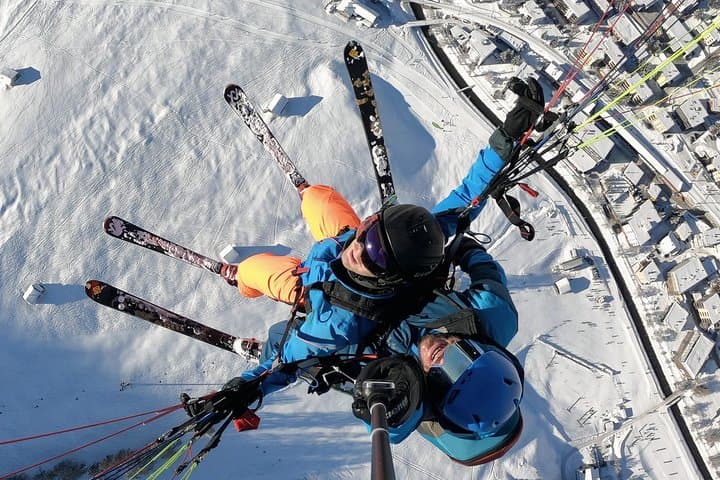 Ski-and-Fly on Jakobshorn: Tandem Paragliding from Davos' Ski Area photo 2