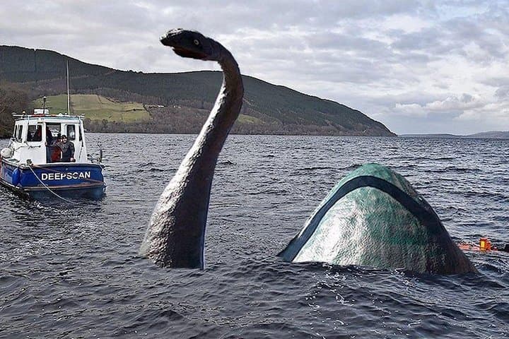 Loch Ness Day Trip from Glasgow — Urquhart Castle & 1-Hour Boat Cruise