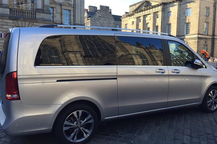 Private Edinburgh Half-Day Tour by Mercedes: Royal Mile, Castle & Arthur’s Seat photo 3