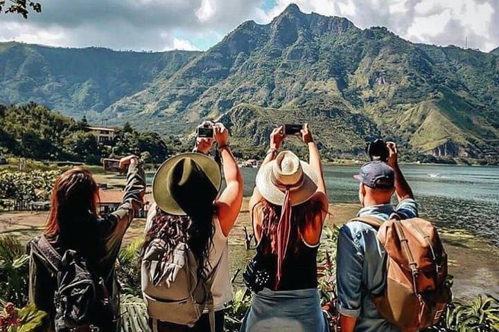 Sunrise on Indian's Nose — Short Hike above Lake Atitlán for Epic Views photo 4