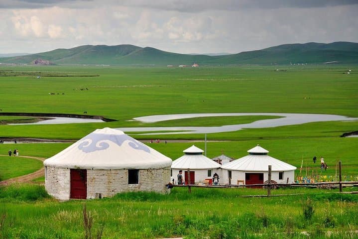 Hulun Buir Prairie 3-Day Private Grassland Tour: Morigele River, Enhe & Manzhouli