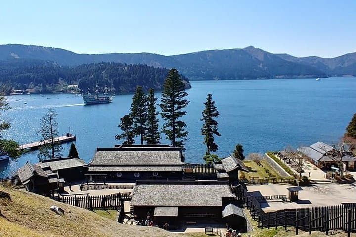 Hakone Owakudani & Lake Ashi: Volcanic Vistas and Edo Checkpoint