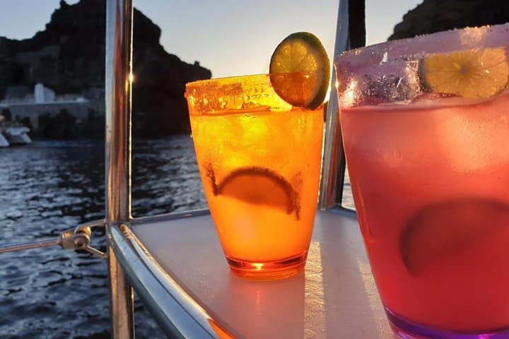 Santorini Catamaran Cruise: Luxury BBQ, Open Bar & Snorkeling the Caldera photo 4
