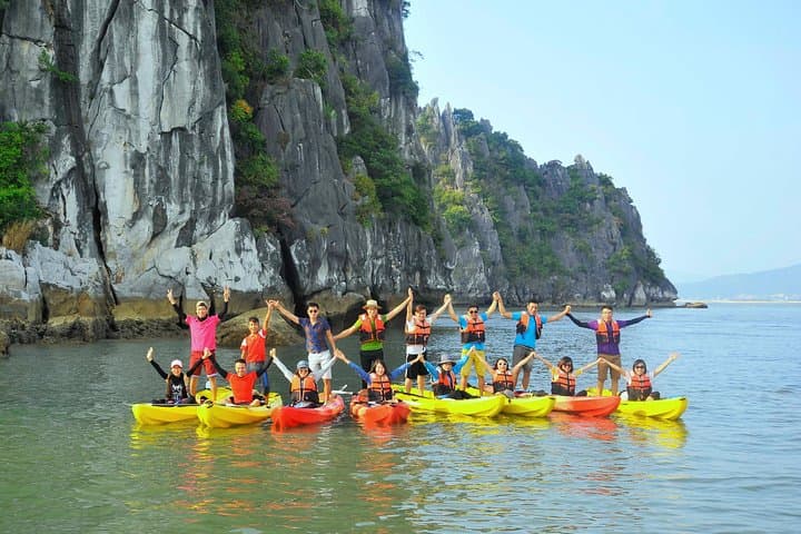 Lan Ha Bay Luxury Overnight Cruise: Kayaking, Swimming & Private Beaches photo 4