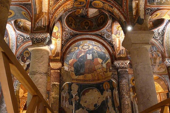 Private Cappadocia Highlights Tour with Lunch: Göreme, Kaymakli & Avanos