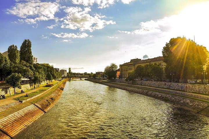 Niš One-Day Tour from Skopje: Ottoman Fortress, Skull Tower & WWII Memorials