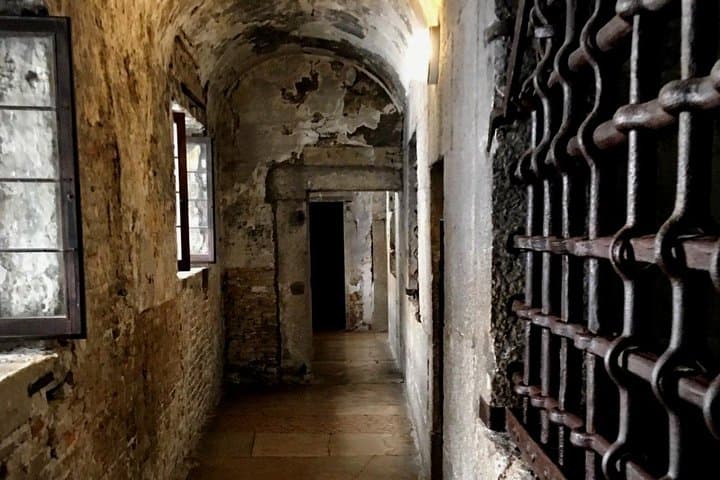 Skip-the-Line Doge's Palace Guided Tour: Explore Venice's Political Heart photo 5