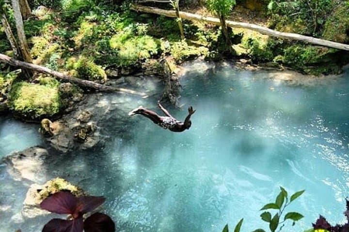 Irie Blue Hole and Secret Falls: Ocho Rios Rainforest Waterfall Adventure photo 3