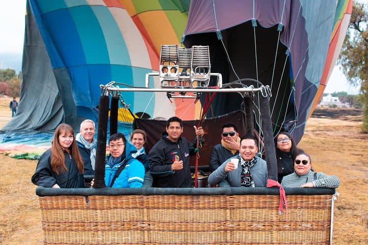 Hot Air Balloon Ride Over Teotihuacan: Sunrise Flight, Breakfast & Pyramid Views